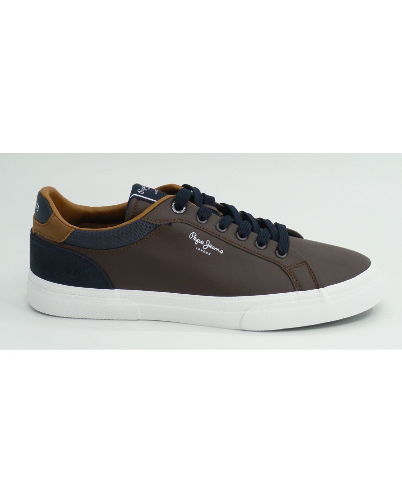 Deportivo plano marca pepe jeans en color marron