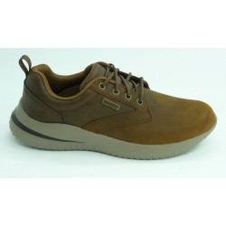 Zapatos de marca skechers en color marron