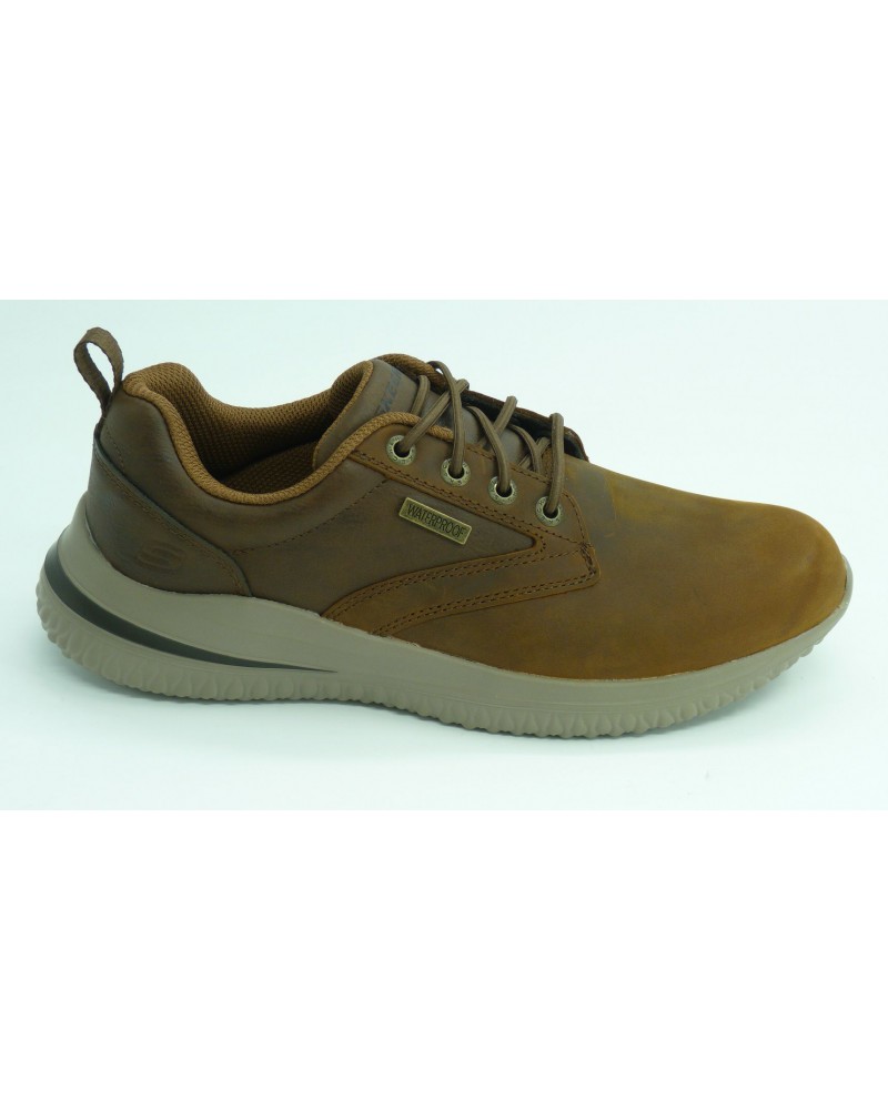 Zapatos de marca skechers en color marron