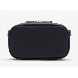 Bandolera marca lacoste en color negro