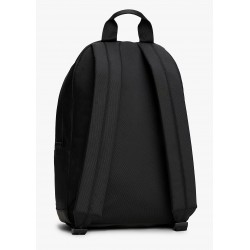 Mochila marca tommy hilfiger en color negro