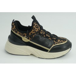 Deportivoliu jomujerleopardo