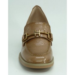 Mocasin marca hispanitas en color beige