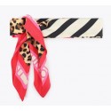 Pañuelo mujer marca lola casademunt en color leopardo 