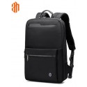 Mochila hombre marca artic hunter en color negro 