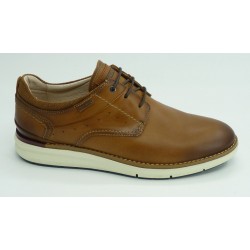 Zapato hombre marca pikolinos en color cuero