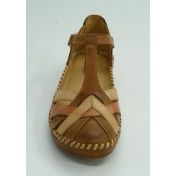 Sandalia mujer marca pikolinos en color cuero