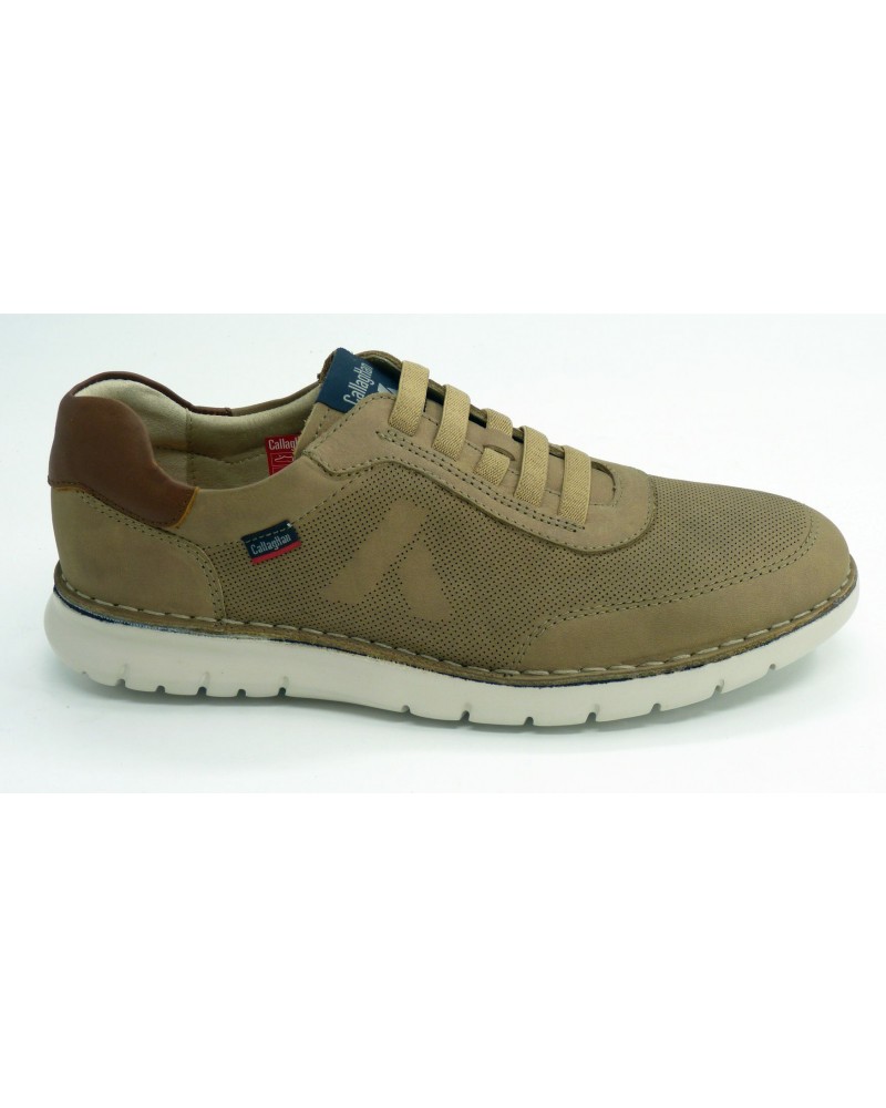 Zapato hombre marca callaghan en color taupe