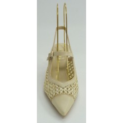 Zapato mujer marca hispanitas en color hielo