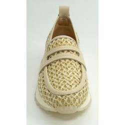 Zapato mujer marca hispanitas en color hielo