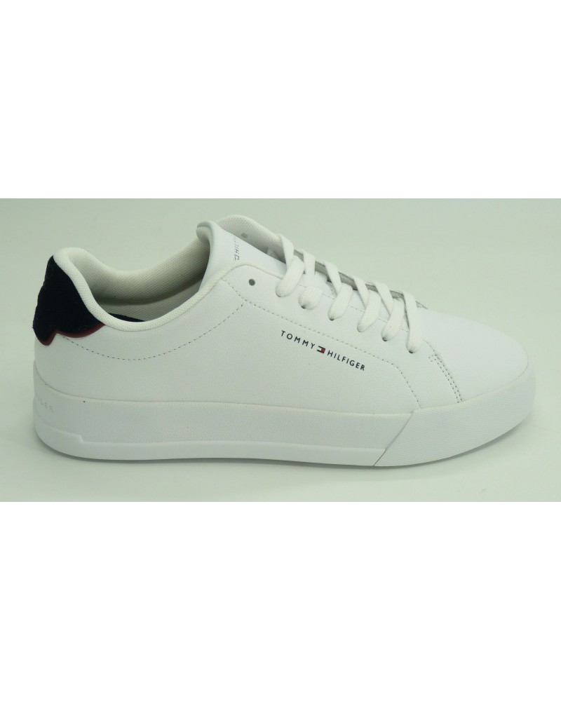 Zapato hombre marca tommy hilfiger en color blanco