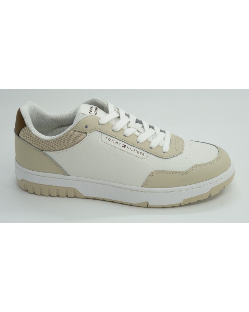 Zapato hombre marca tommy hilfiger en color beige