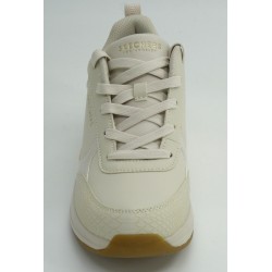 Deportivo mujer marca skechers en color beige