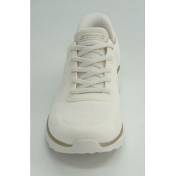 Deportivo mujer marca skechers en color blanco