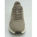 Deportivo hombre marca skechers en color taupe