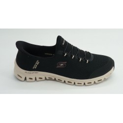 Deportivo mujer marca skechers en color negro