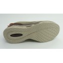 Deportivo hombre marca skechers en color taupe