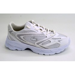 Deportivo mujer marca lacosteen color blanco