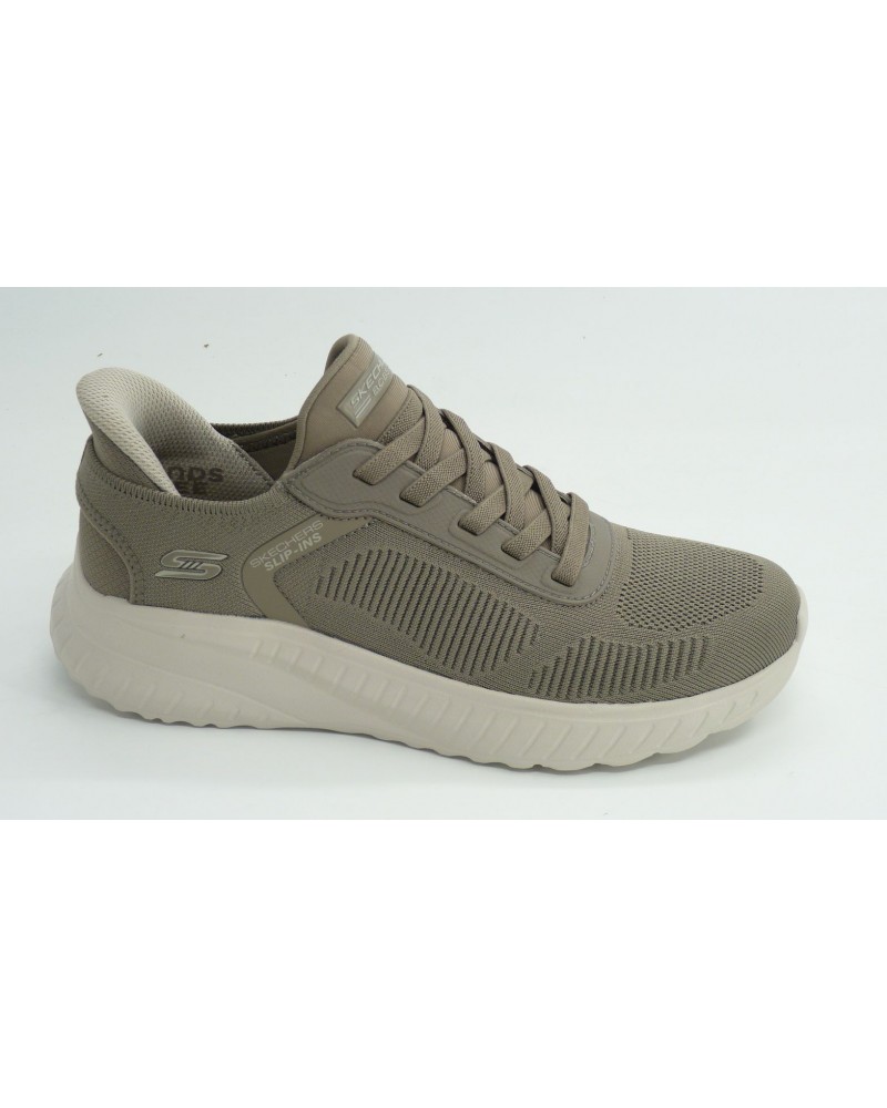 Deportivo hombre marca skechers en color taupe