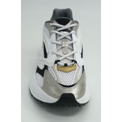 Deportivo hombre marca lacoste en color blanco