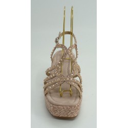 Sandalia mujer marca alma en penaen color oro