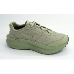 Deportivo hombre marca lacosteen color verde