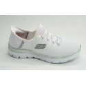 Deportivo mujer marca skechers en color blanco