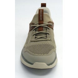 Deportivo hombre marca skechers en color taupe