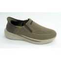 Deportivo hombre marca skechers en color taupe