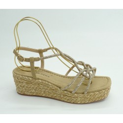 Sandalia mujer marca alma en pena en color oro