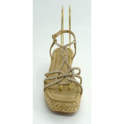 Sandalia mujer marca alma en pena en color oro