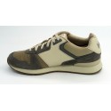 Deportivo hombre marca helly hansen en color beige