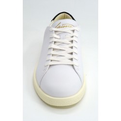 Deportivo hombre marca lacoste en color blanco