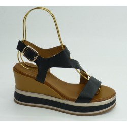 Cuña mujer marca inuovo en color negro