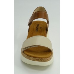 Sandalia mujer marca pikolinos en color hielo