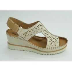 Cuña mujer marca pikolinos en color hielo