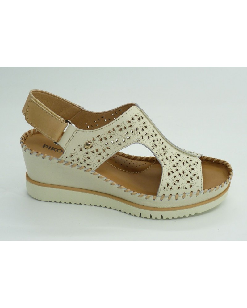 Cuña mujer marca pikolinos en color hielo