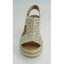 Cuña mujer marca pikolinos en color hielo