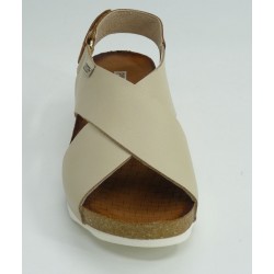 Sandalia mujer marca pikolinos en color hielo