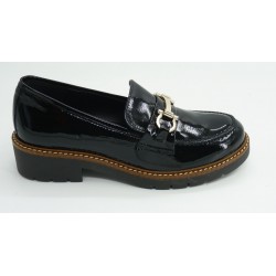 Zapato mujer marca montielen color negro