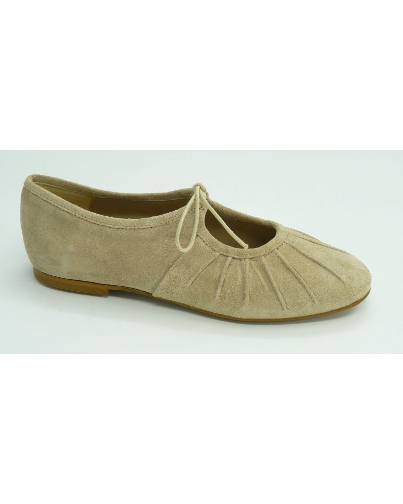 Zapato mujer marca montielen color beige