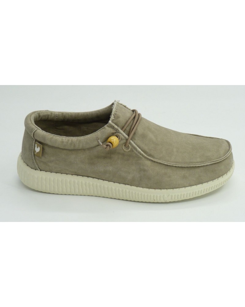Deportivo mujer marca pitasen color beige