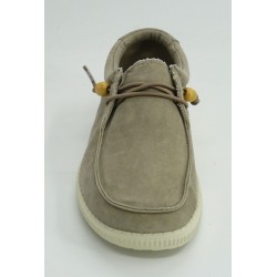 Deportivo mujer marca pitasen color beige