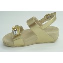 Sandalia mujer marca fit flopen color oro