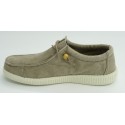 Deportivo hombre marca pitasen color beige