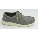 Deportivo hombre marca pitasen color gris 