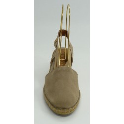 Cuña mujer marca verbenas en color beige