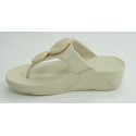 Sandalia mujer marca fit flop en color hielo