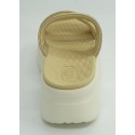 Sandalia mujer marca dude en color oro