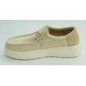 Deportivo mujer marca pitas en color beige